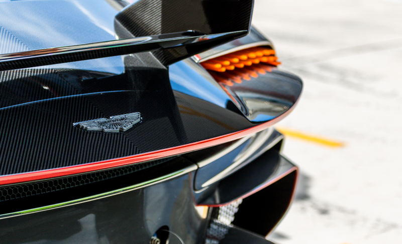 Illustration for article titled Behold The Unfathomably Gorgeous Spectacle Of An Aston Martin Vulcan Track Day